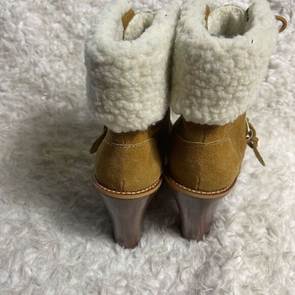 MICHAEL Michael Kors Chestnut leather Suede Sherpa Cuff Laceup  Heel Boots SZ9M - Picture 5 of 10